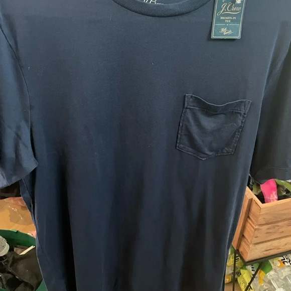 NWT J CREW ESSENTIALS V NECK TEE IN VINTAGE NAVY BLUE TALL WASH SIZE LT & XL - Picture 4 of 8